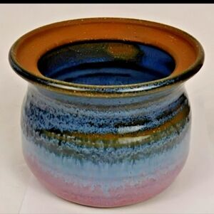 Sue Wagoner Billie Creek Signed Studio Pottery Mini Planter/Cachepot